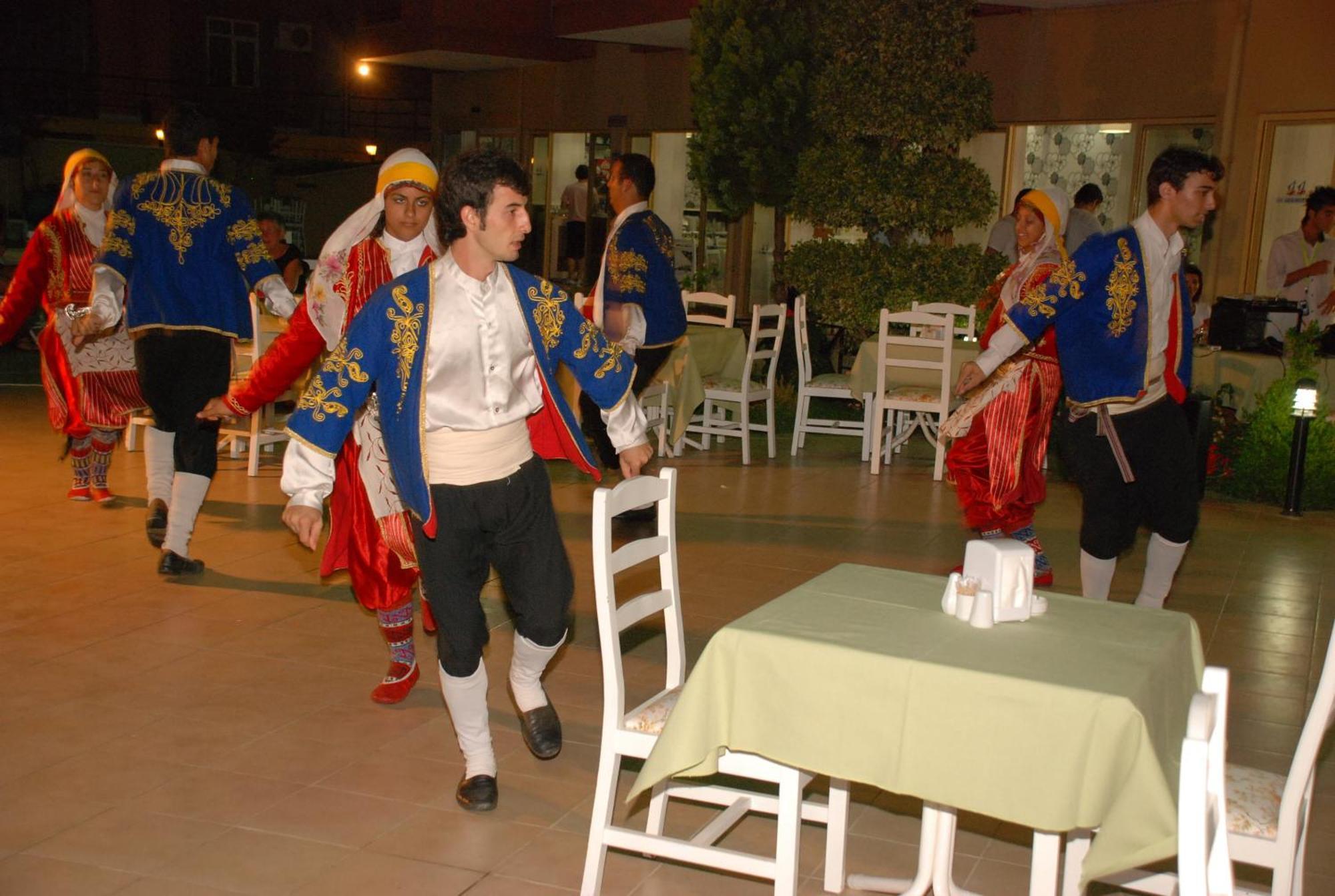 Ark Apart And Suite Hotel Alanya Bagian luar foto